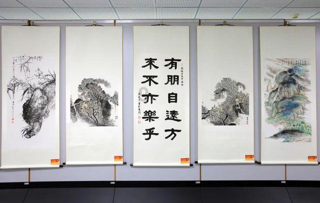 让动物飞一会